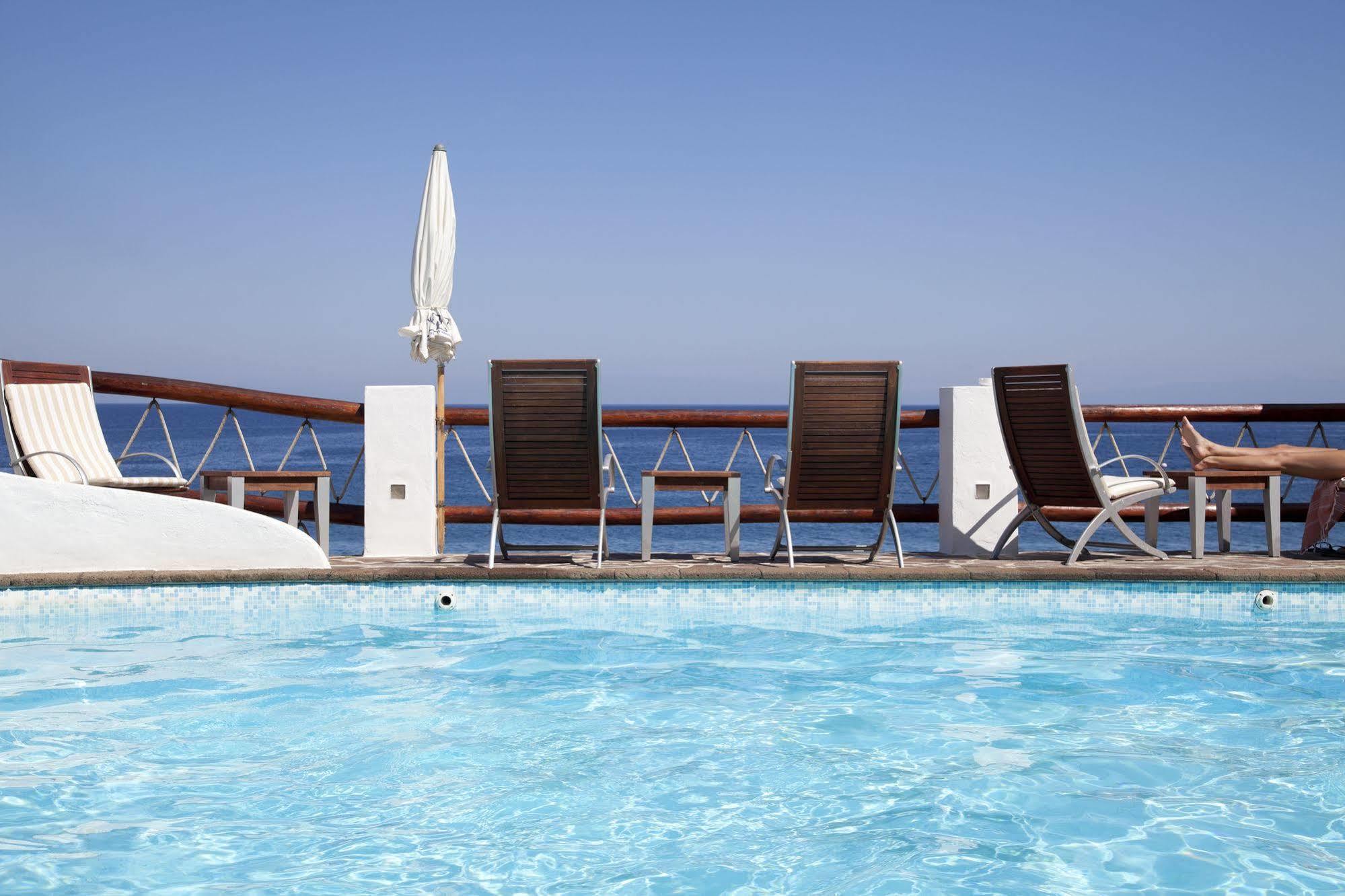 Hotel Cincotta Panarea Exterior photo
